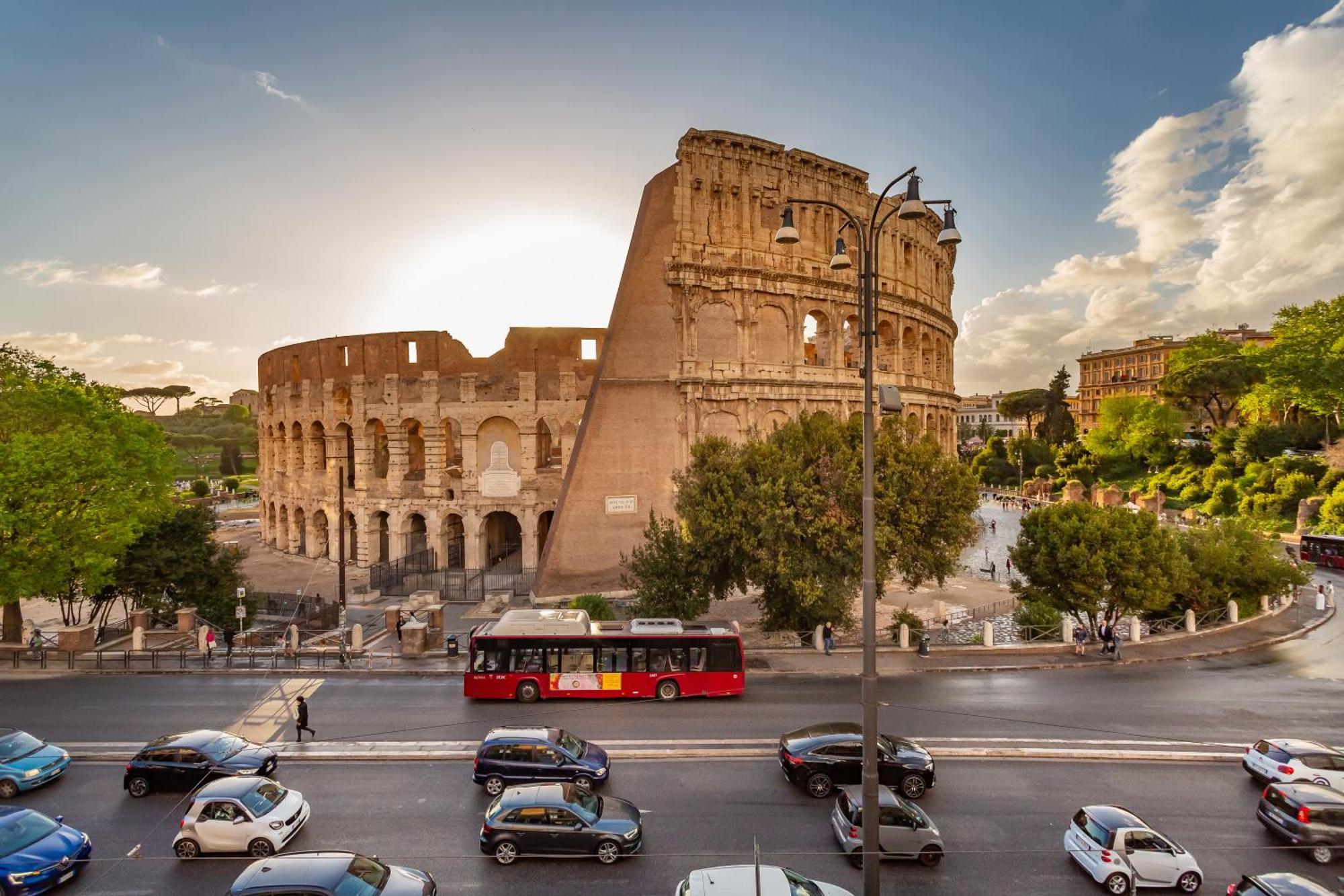 Iconic Apartment With Unique Colosseum View Rom Eksteriør billede
